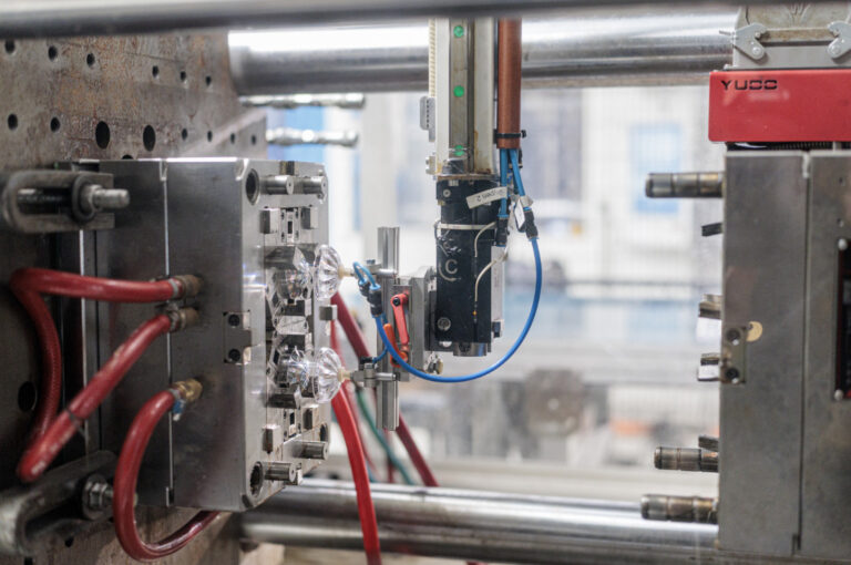 Over ons | M-Plastics Industrial – duurzaamheid & samenwerking